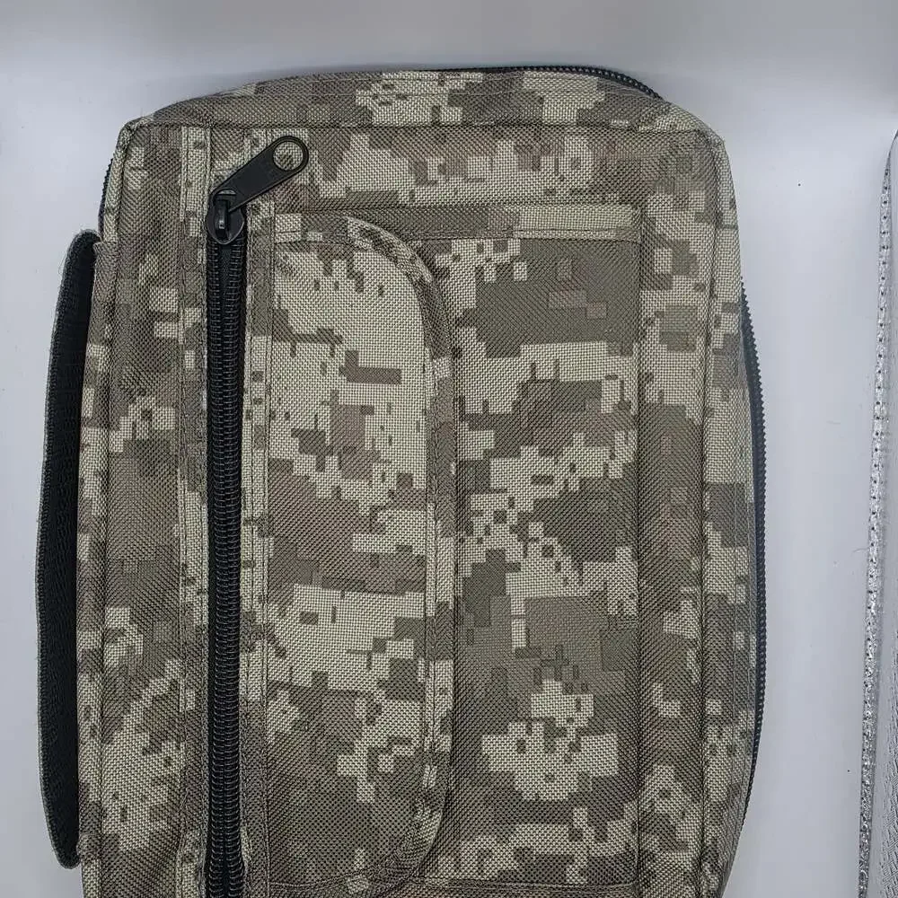 Carry all Case/Book-cover 2 Outer pockets Zip Close Camouflage